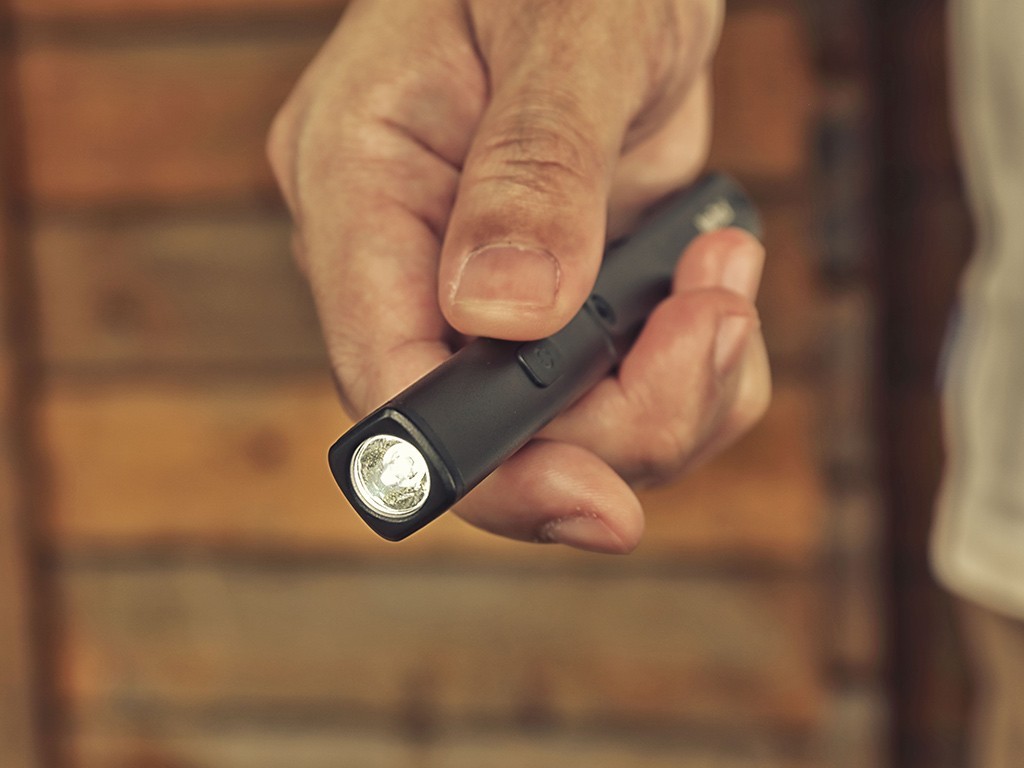 NexTool Multi Functional Pen Tool Small Blade Scissors Light Black Aluminum Body