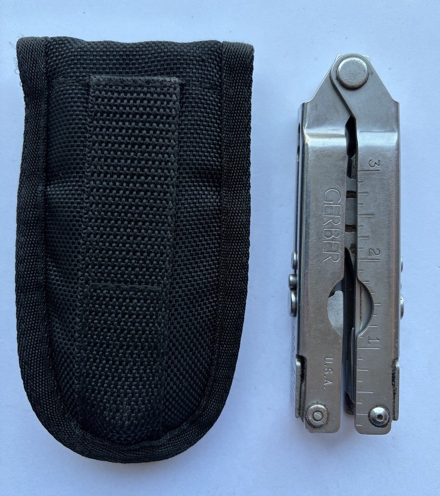 VINTAGE 1990s GERBER USA ORIGINAL BLUNT NOSE MULTI-PLIER MULTI-TOOL IN NEW POUCH