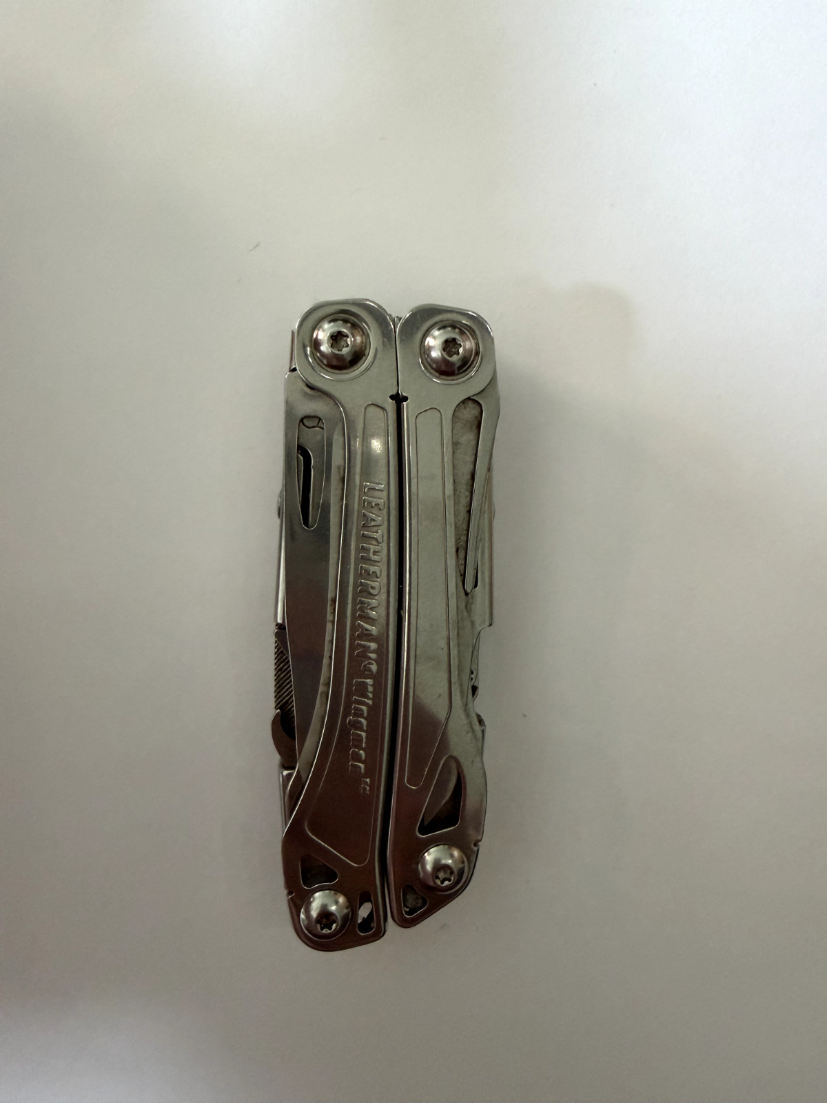 Leatherman Wingman 14 Tools Multi-Tool – Stainless Steel