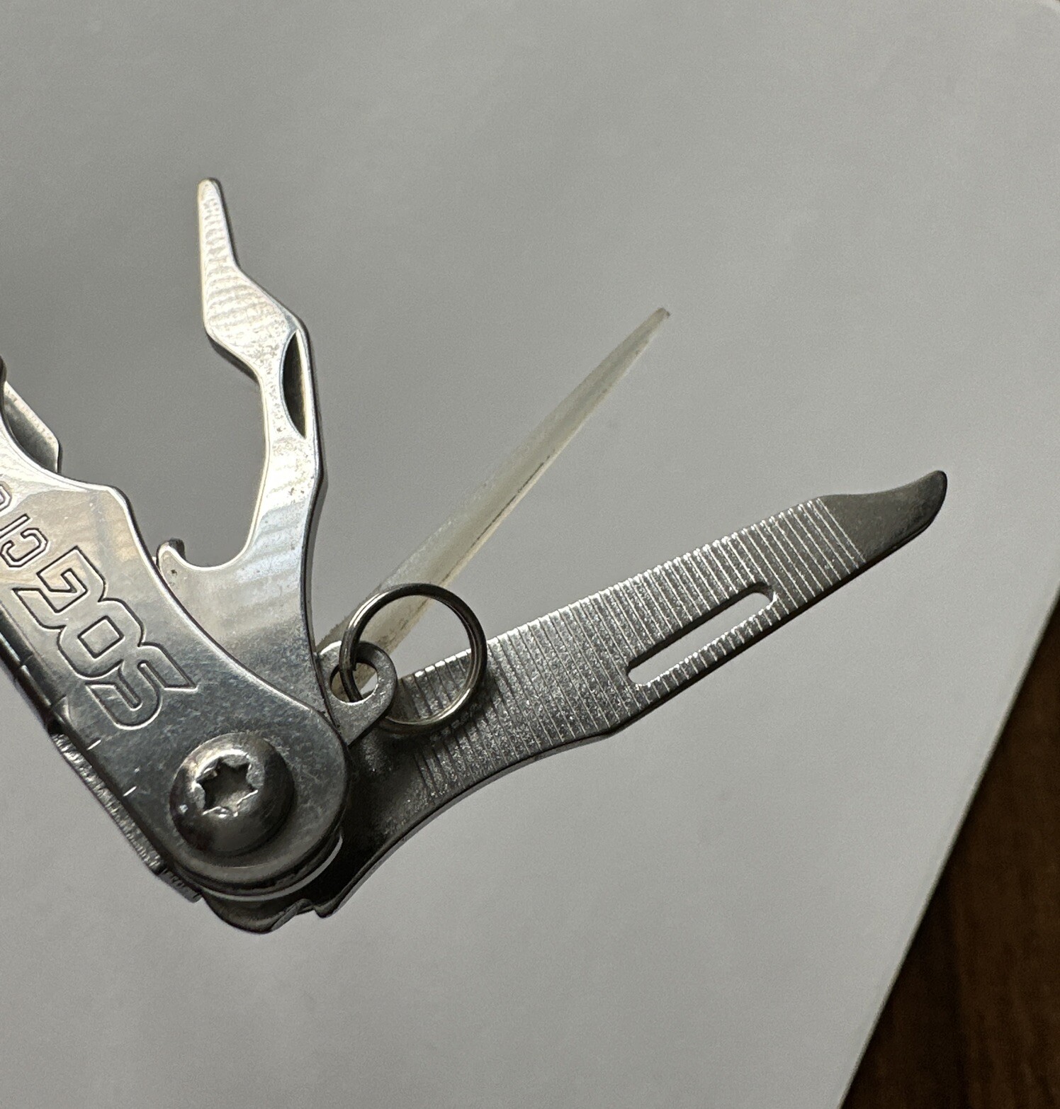SOG Crosscut Multi Tool Scissors Knife File Tweezer Excellent Used Condition