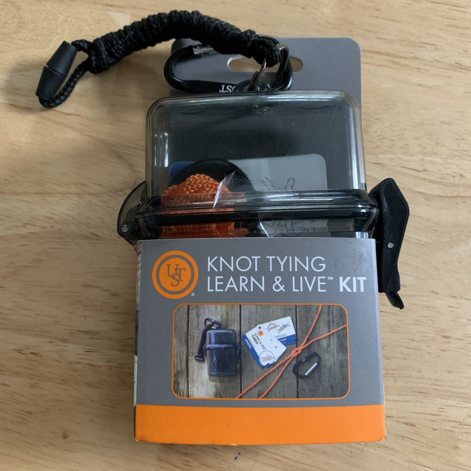UST Learn & Live Outdoor Educational Kits w/ Waterproof Cards & Tools Knots! NEW