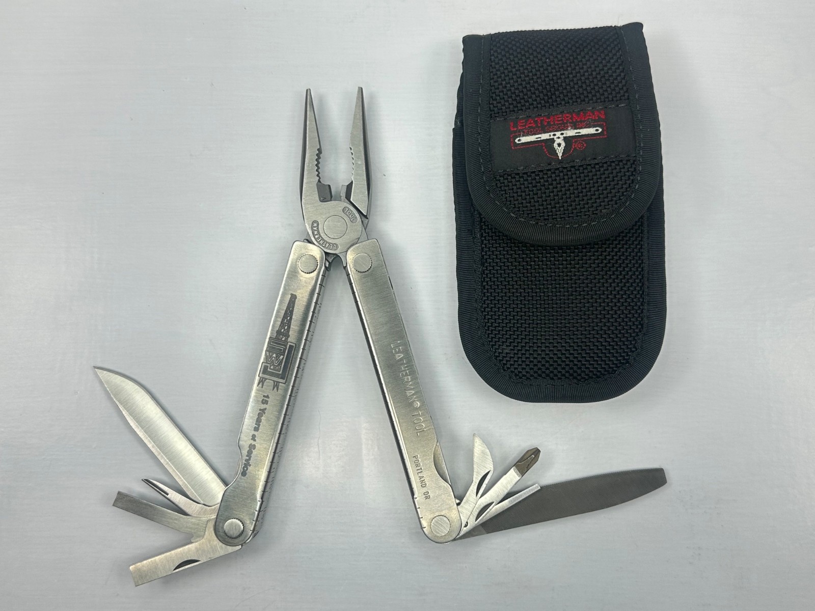 Vintage 2002 Leatherman Portland OR Multi Tool w/Nylon Sheath Oilfield 15 Years