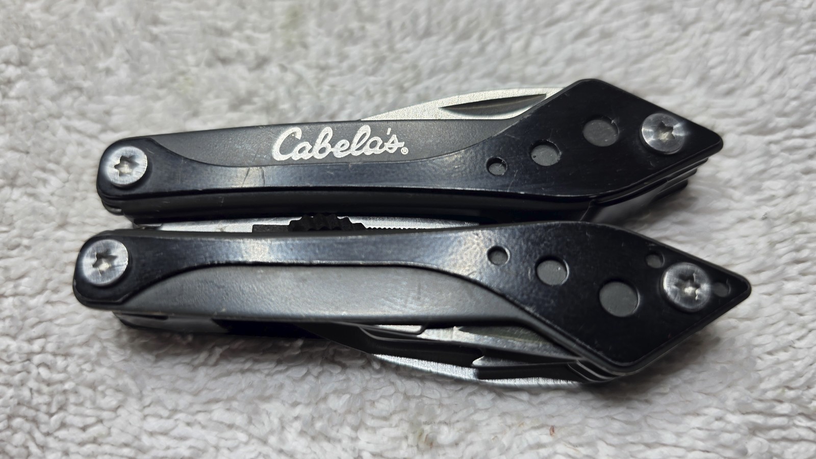 Lot of 6 Cabela’s Multi Tools!