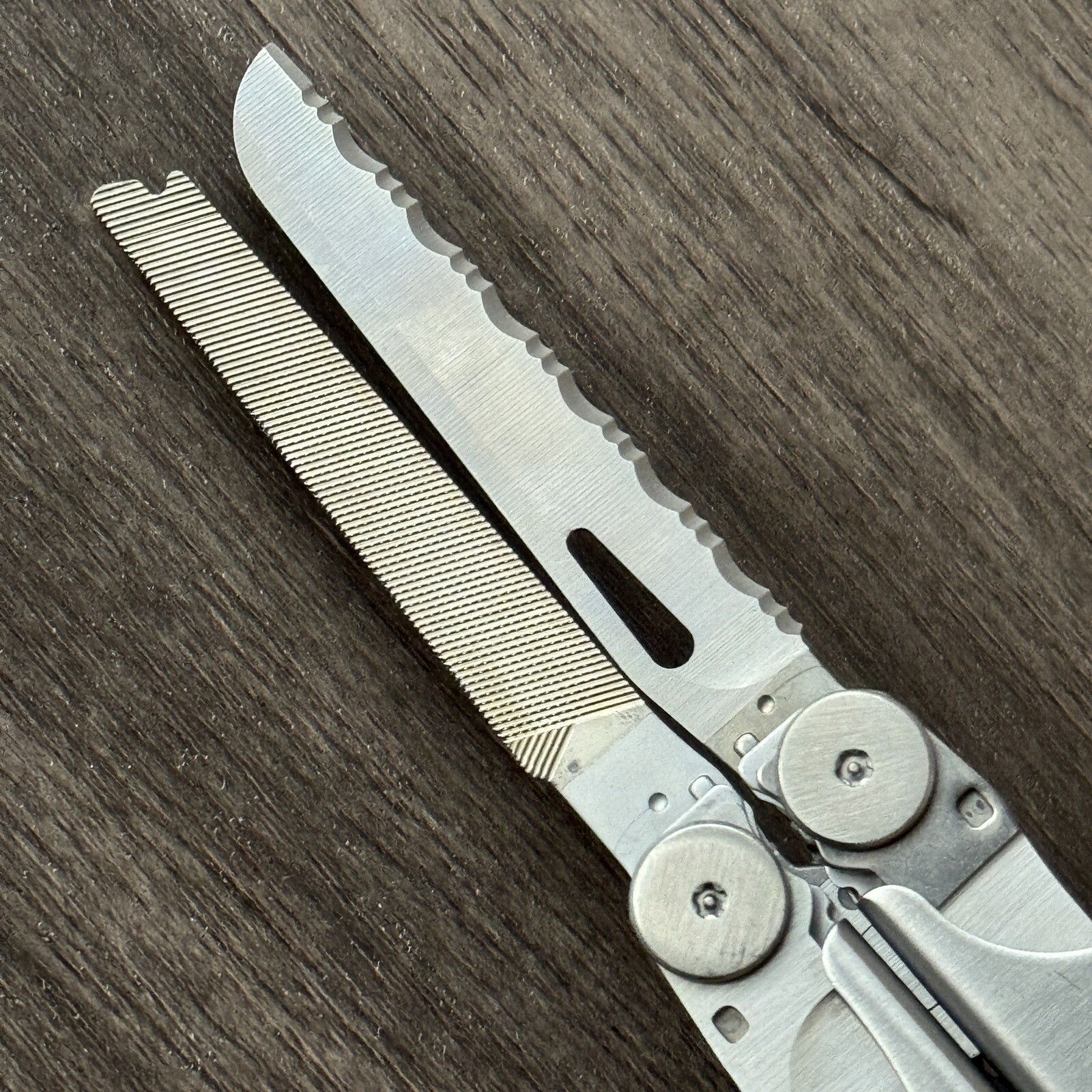 Leatherman Original Wave / Leatherman Wave 1st Generation multitool. Retired.