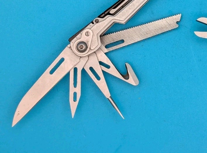 SOG PowerPint Tool Compact Lightweight Silver Multi-Tool!