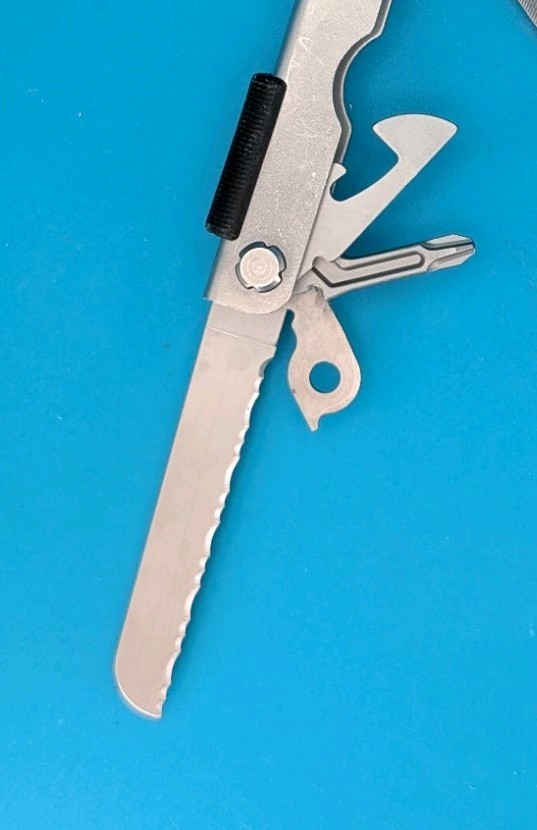 Gerber MP600 Silver Multi-Tool Needle Nose Pliers! NICE!