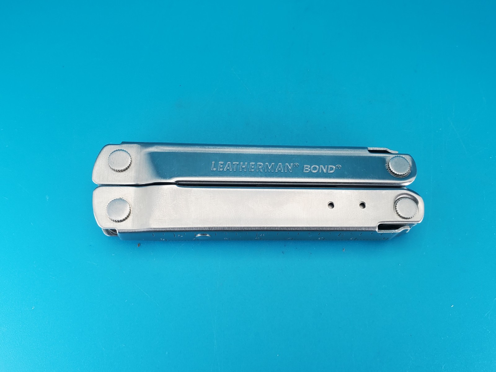 LEATHERMAN Bond Multitool, Stainless Steel Everyday Tool!