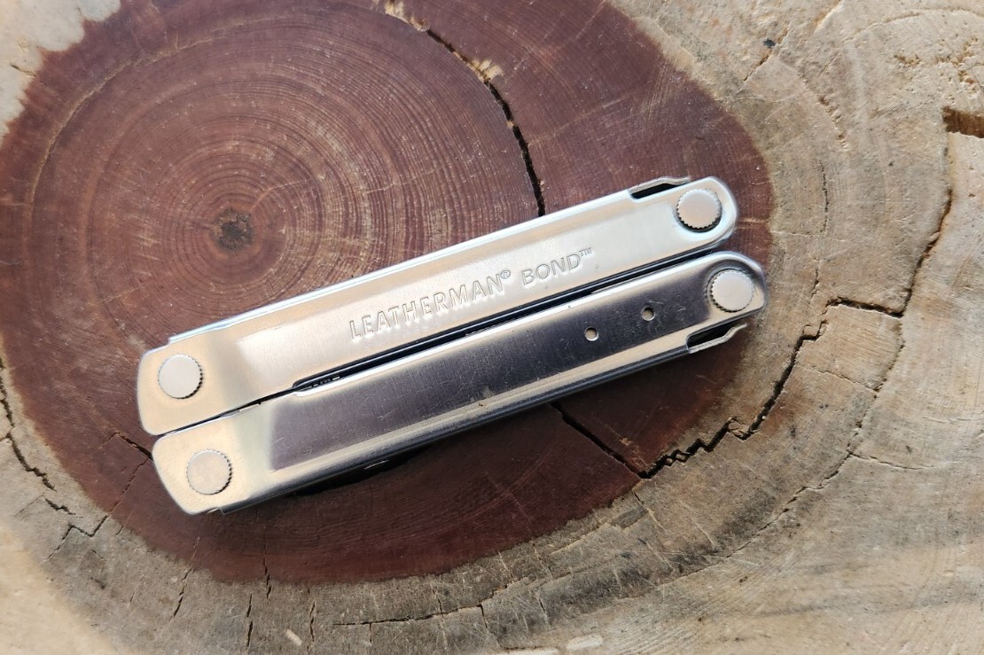 Leatherman Bond, Stainless EDC Multi-Tool Pliers Knife File – Great Cond. M51
