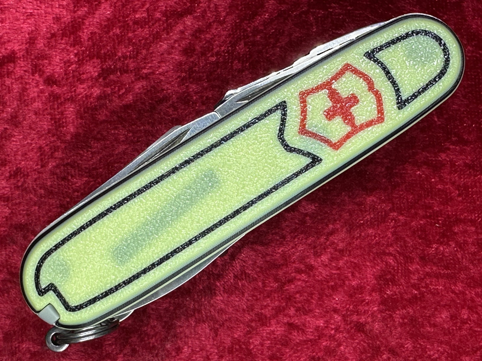 Victorinox SwissChamp Custom Glow In The Dark Scales Swiss Army Knife 91mm (691)