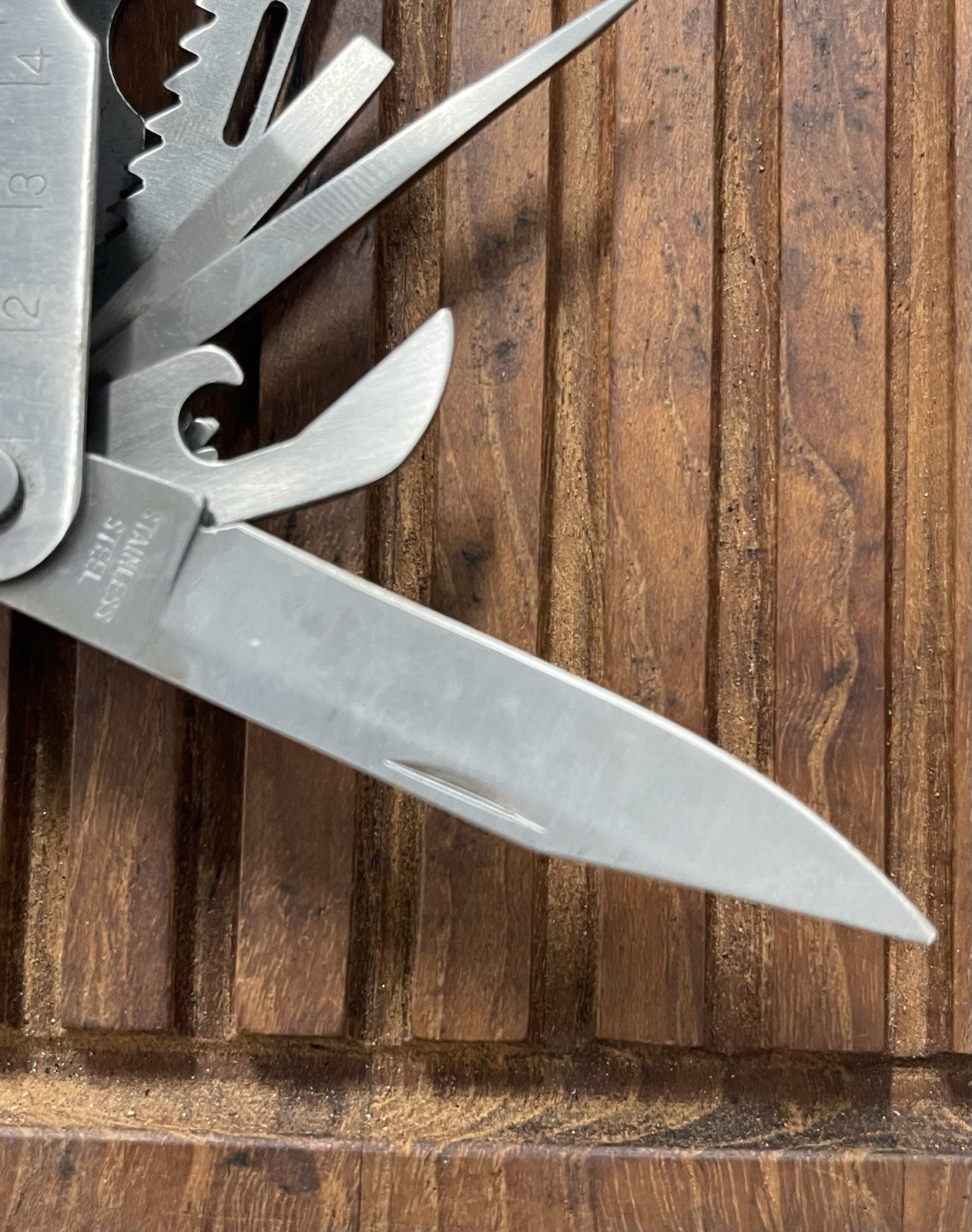 Master Tool Multi Tool Pocket Knife