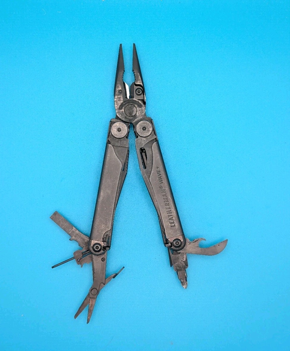 Leatherman Wave Plus + Multi-Tool! FAST SHIPPING! BLACK OXIDE! WITH SHEATH!