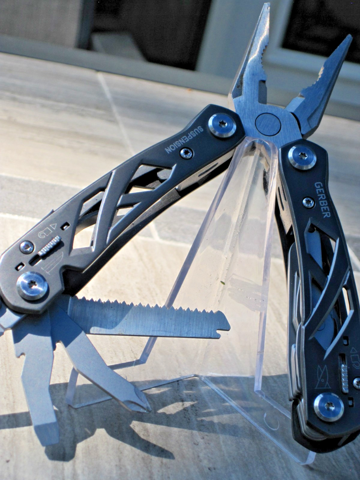 GERBER “SUSPENSION” Multitool, 10-tools