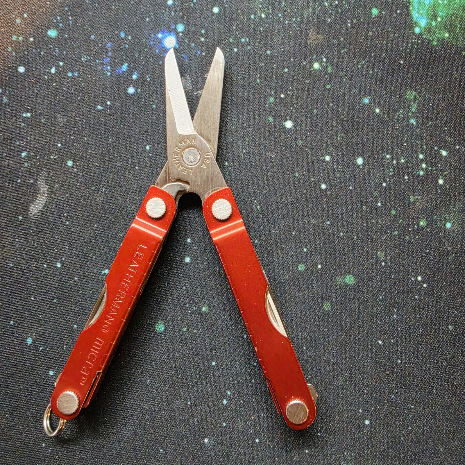 Leatherman Micra Red 10-in-1 Multi-Tool Knife Scissors Tweezers Lanyard