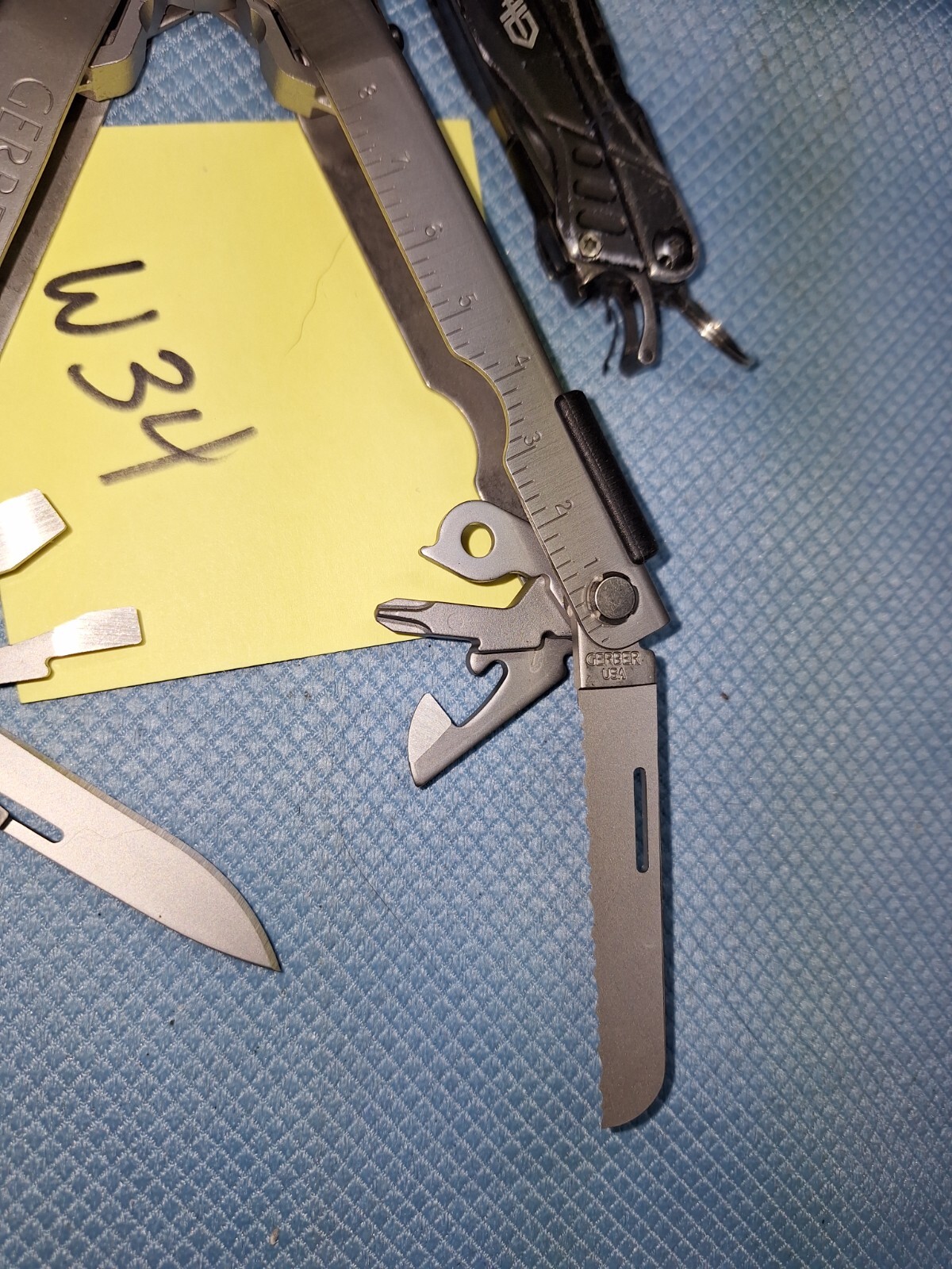 1 SILVER GERBER Multi Tool U.S.A. Camping Fishing EXCELLENT Lot W34
