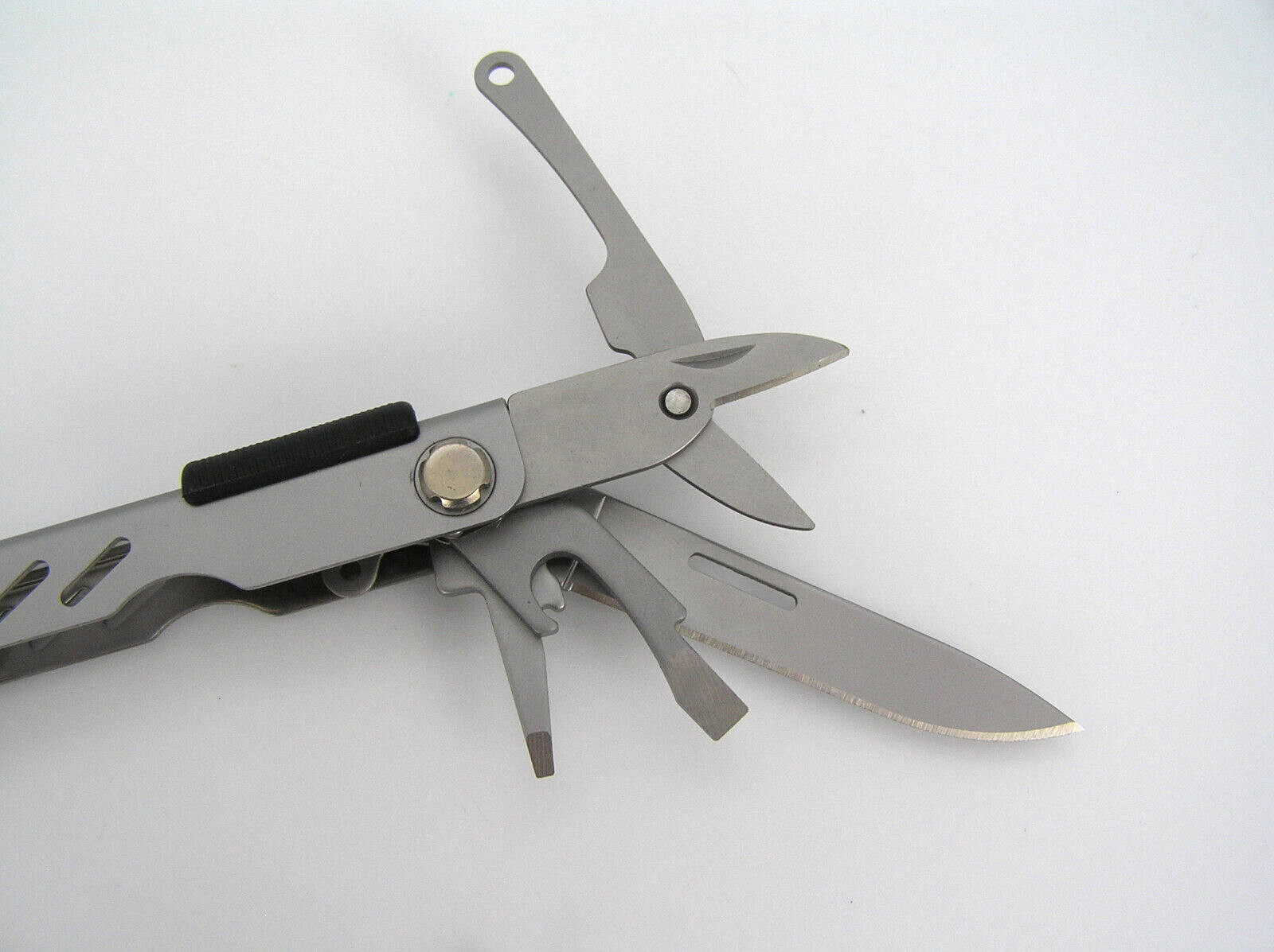 Gerber Fisherman MP400 Multi Tool w/ Sheath & Original Box Excellent Condition!