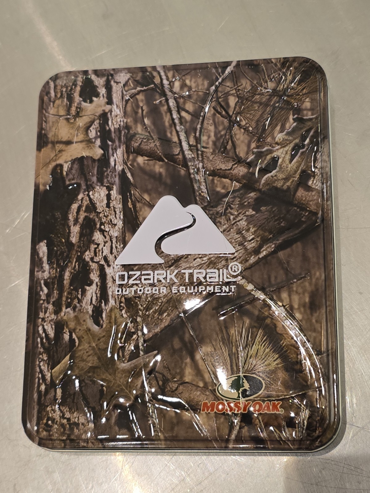 Ozark Trail Outdoor Equipment 4 Piece Combo Set Knife Multi tool Money Clip &Tin