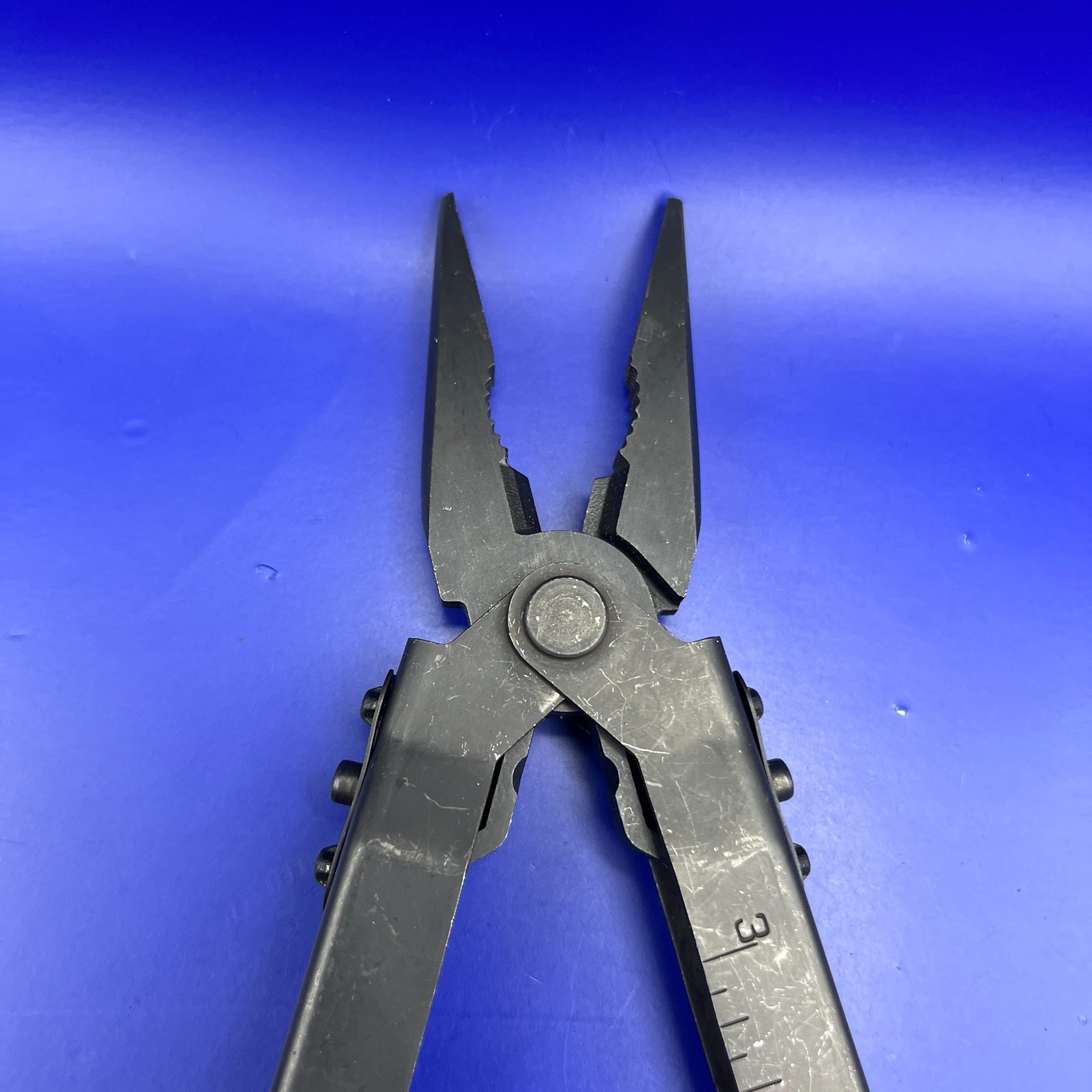 Gerber MP600 Black Oxide Multi-Tool Needle Nose Pliers