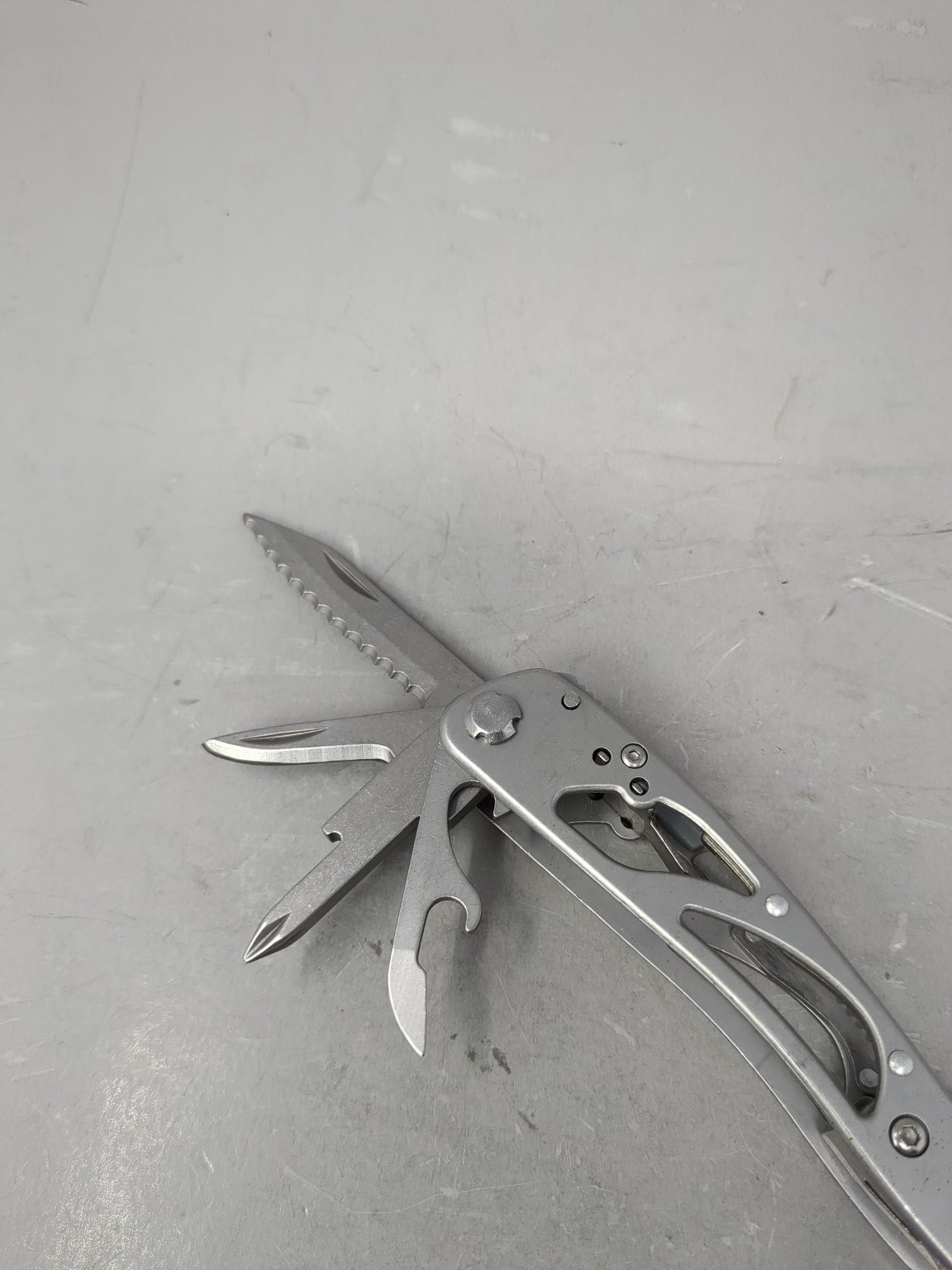 Winchester Multi-Tool Stainless Steel Camping Knife Pliers File +7 Tools