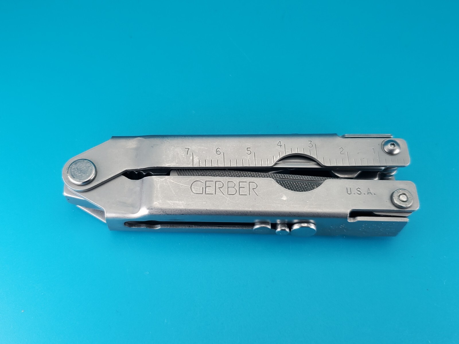 Vintage Gerber Stainless Steel Needlenose MP400 Multi-Tool Pliers! With Sheath!