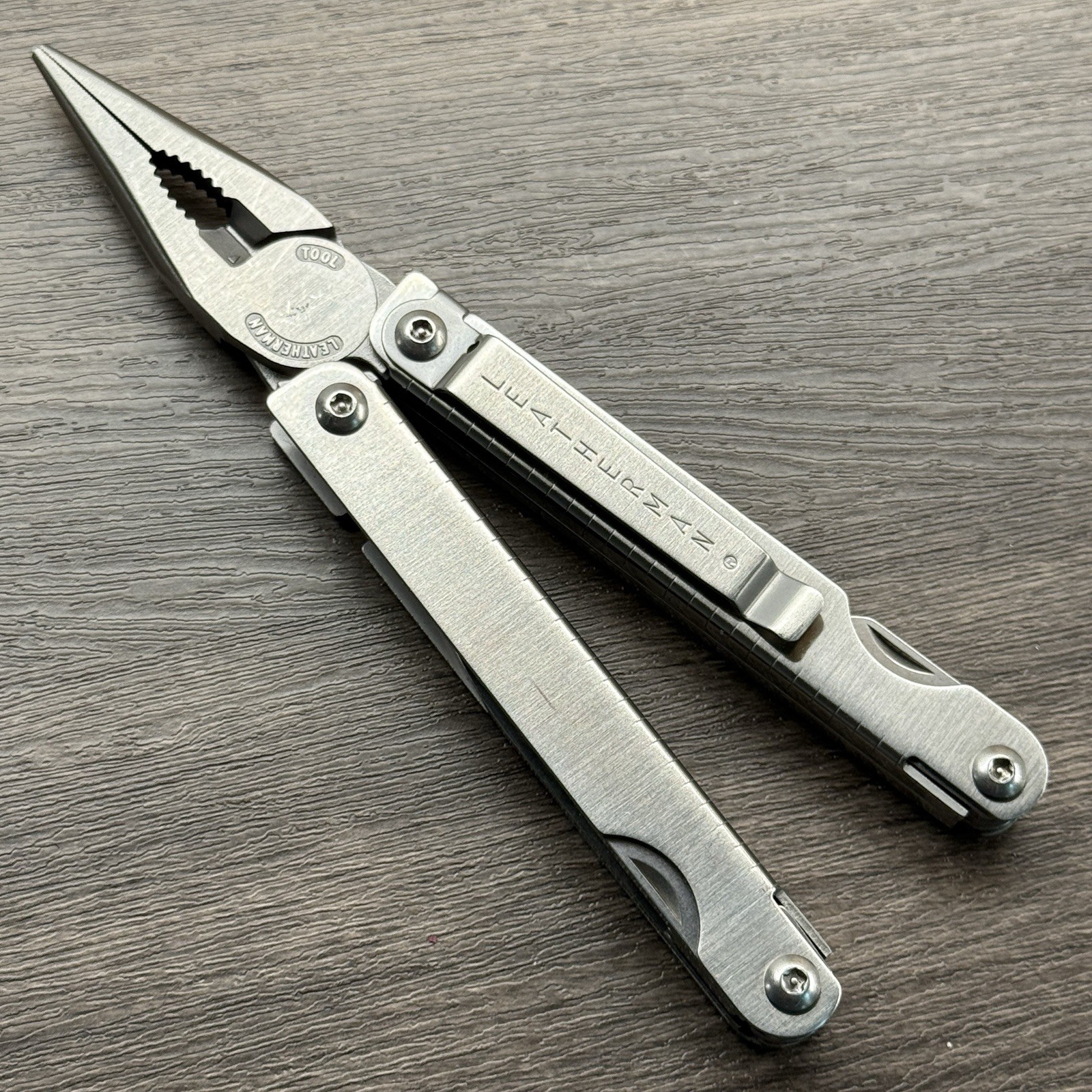 Leatherman Sideclip multitool. Mint. Late Run: shiny factory polished