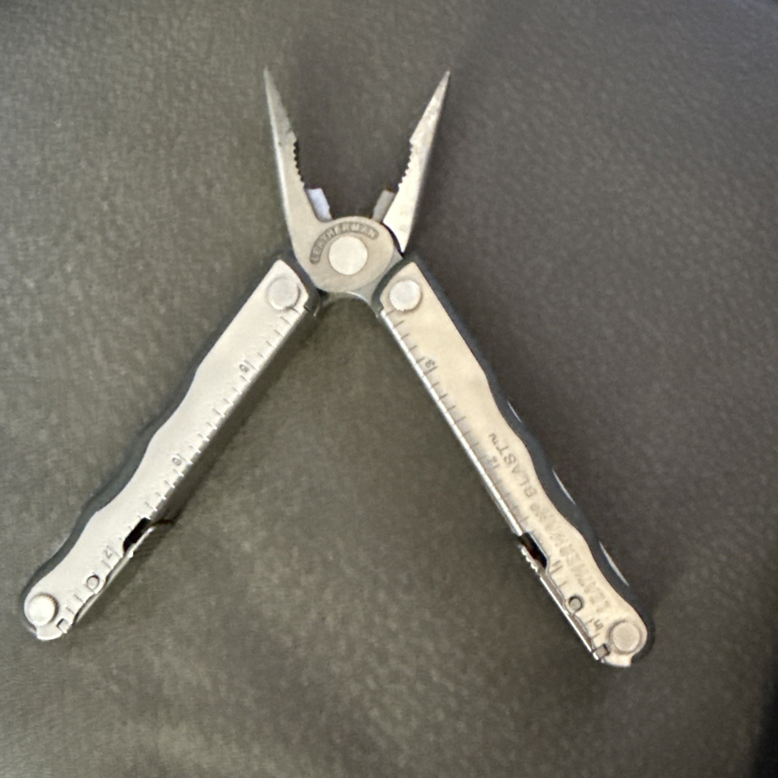 Leatherman Blast Stainless Steel Multitool Retired Gun Prepper Survival Bug Out