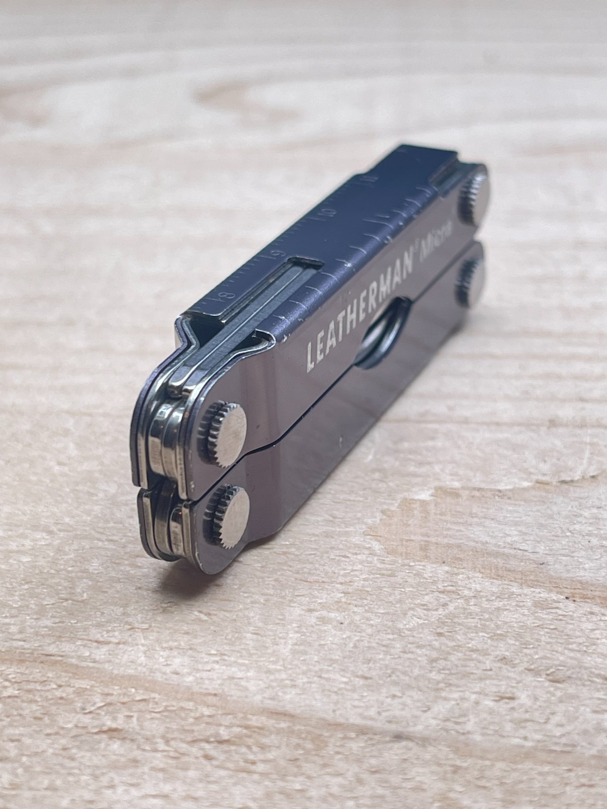 Leatherman Micra Gray Anodized Aluminum Multi-tool Knife 01/17