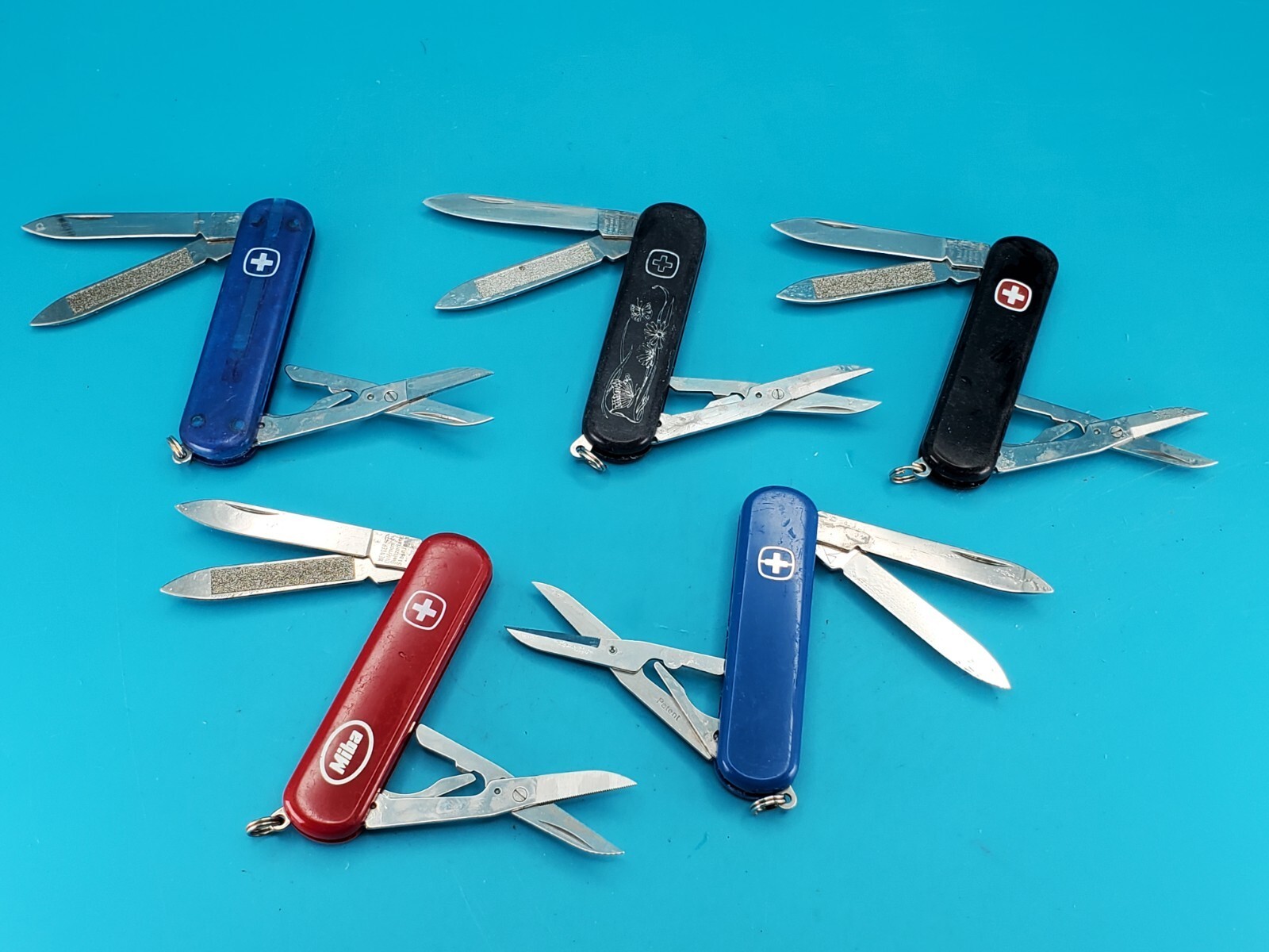 Lot of 5 Wenger Esquire Swiss Army Knife Multi Tools!