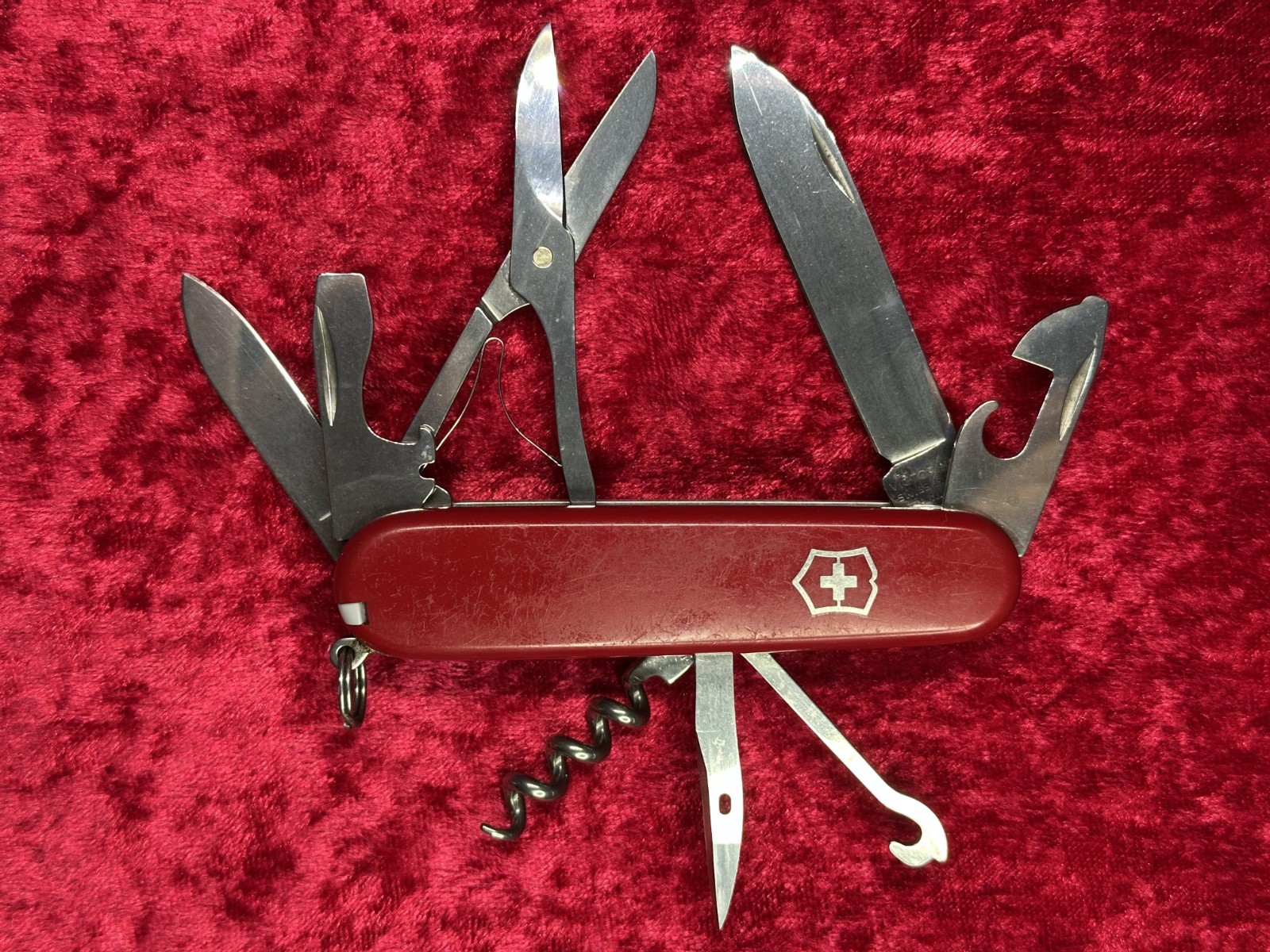 Victorinox Climber Red Swiss Army Knife 11 Tool 3 Layer Random Pick (183)