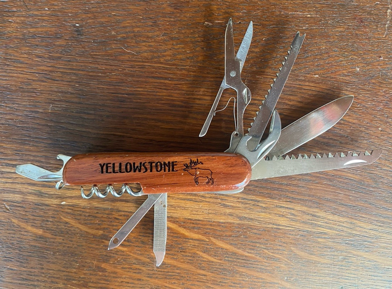Yellowstone 2.5″ pocket knife / 11 tools in 1 / fishing / stocking stuffer