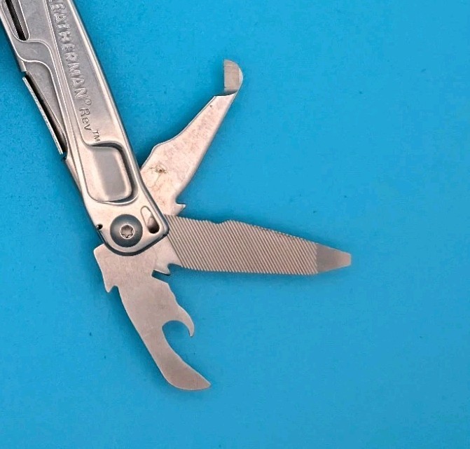 Leatherman Rev 3.8″ Multi-Tool, Stainless!