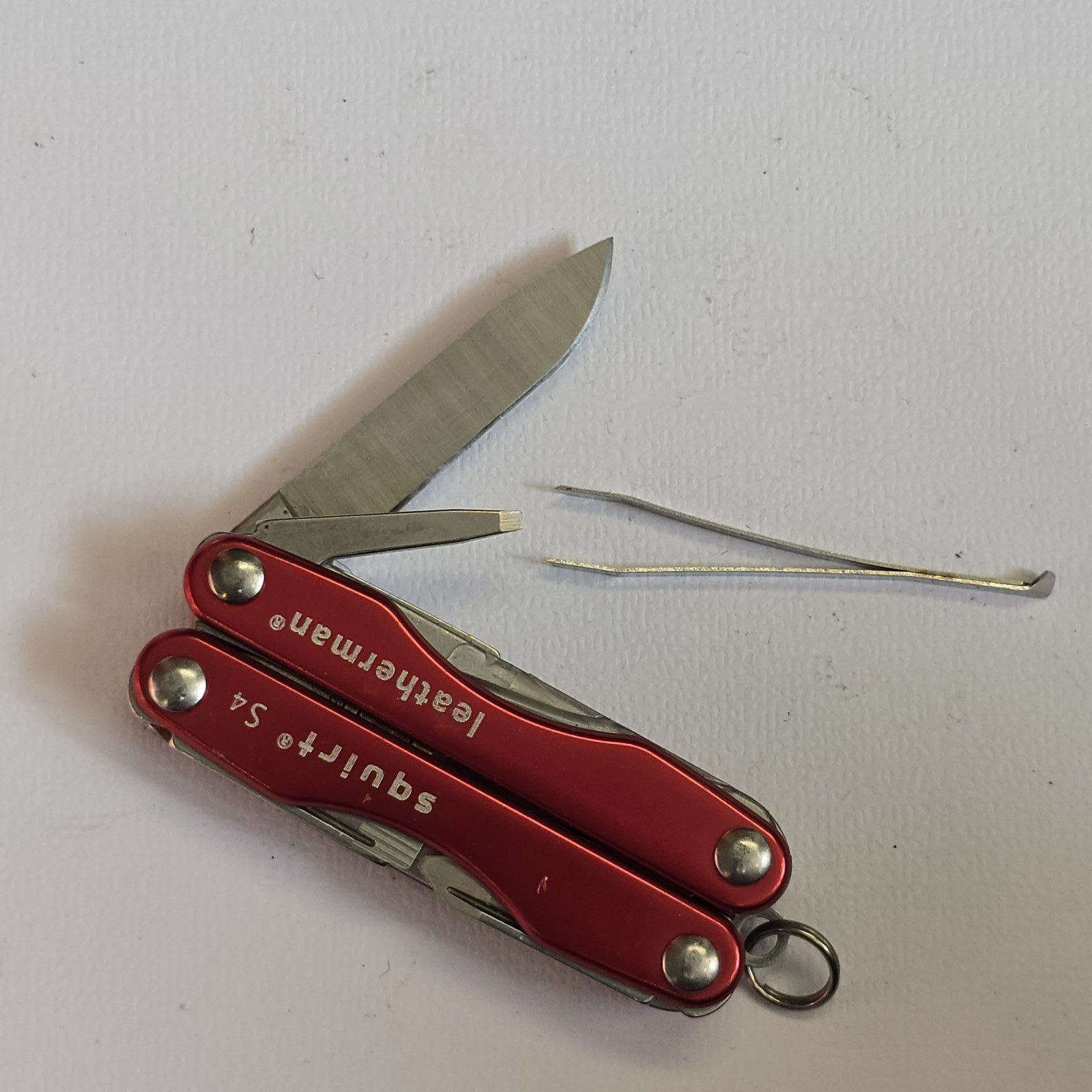 LEATHERMAN SQUIRT S4 MINI TOOL SCISSORS KNIFE MULTI TOOL