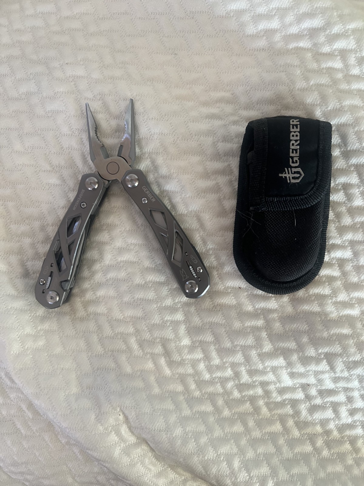 Gerber Suspension Tool W/12 Tools-Butterfly Opening
