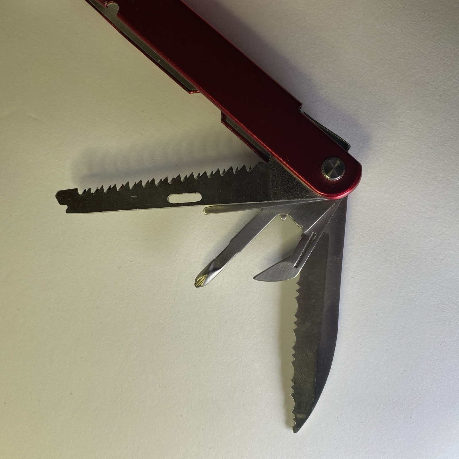 Durabuilt Multi Tool with Pliers red 11 tools 4.5″ 11 blades