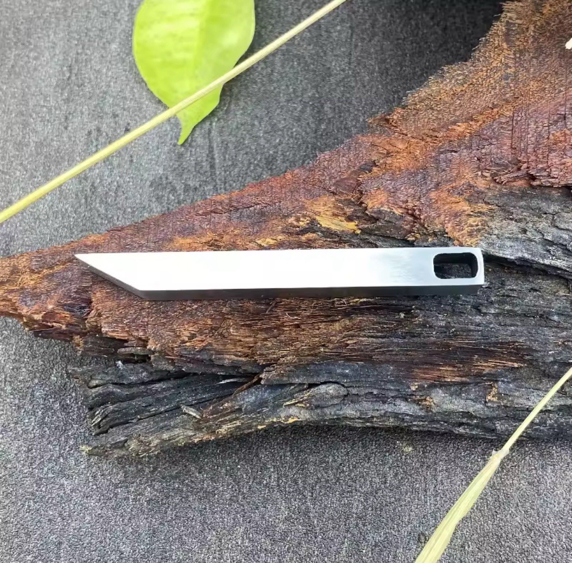 EDC Stainless Steel Pry Bar Travel Mighty Mini Keychain Carton Opener Camping Gi