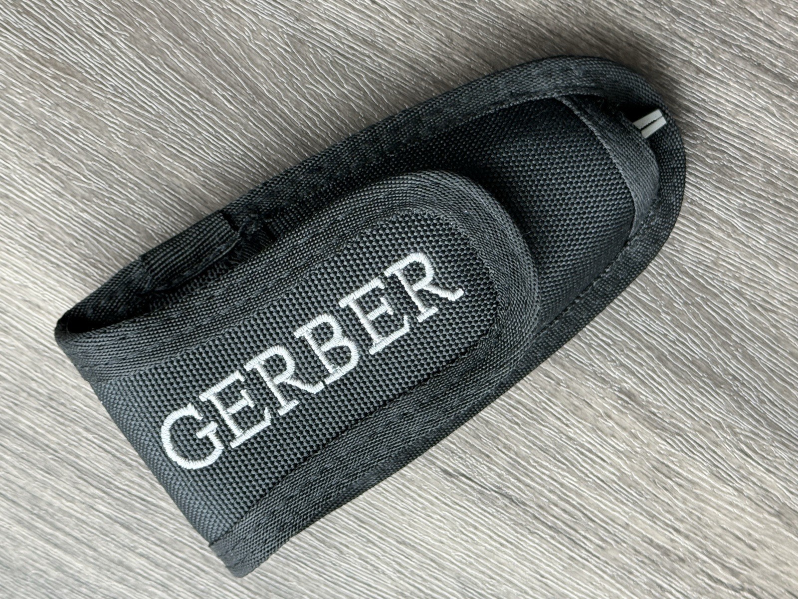 Gerber FLIK Fisherman Multi Plier Gerber FLiK Fish with Extra Long Pliers In BOX