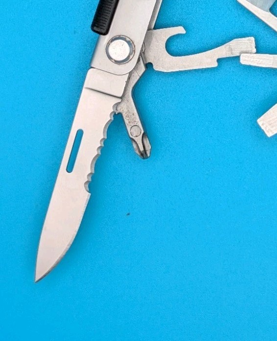 Gerber MP400 Compact Multitool Stainless Steel! With Sheath!