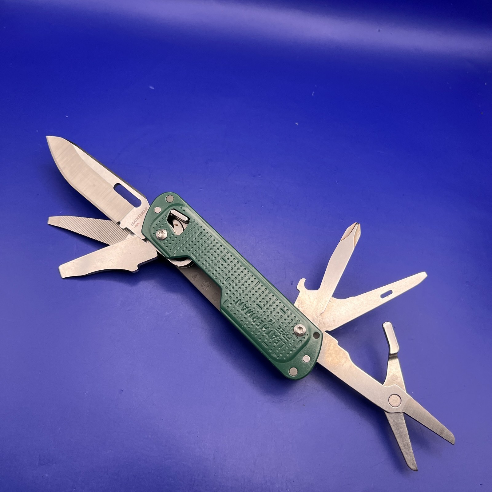 Leatherman Free T4 Green Multitool