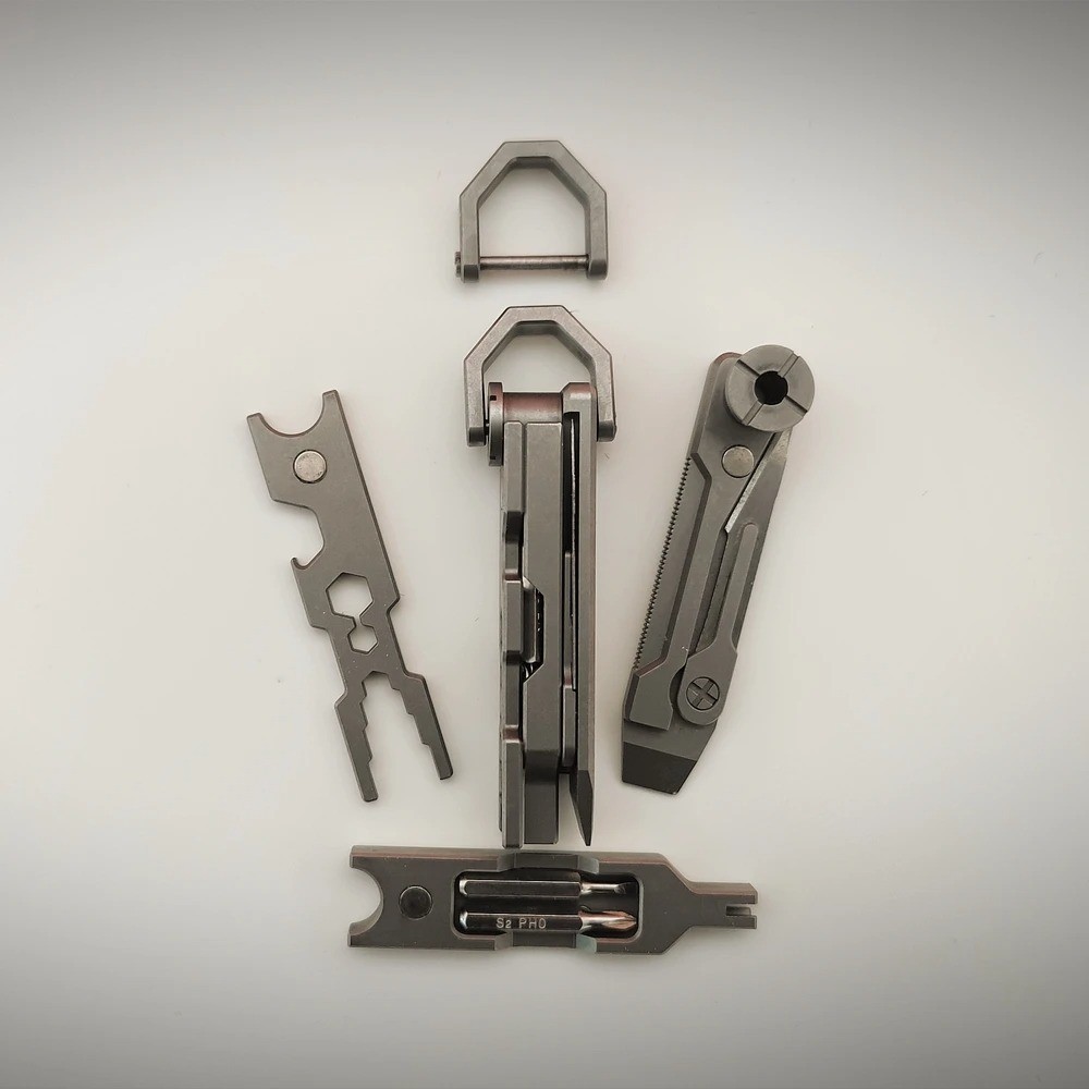 Titanium Alloy EDC Multi Tool Pry Bar Screwdriver Bottle Opener Key Ring Camping