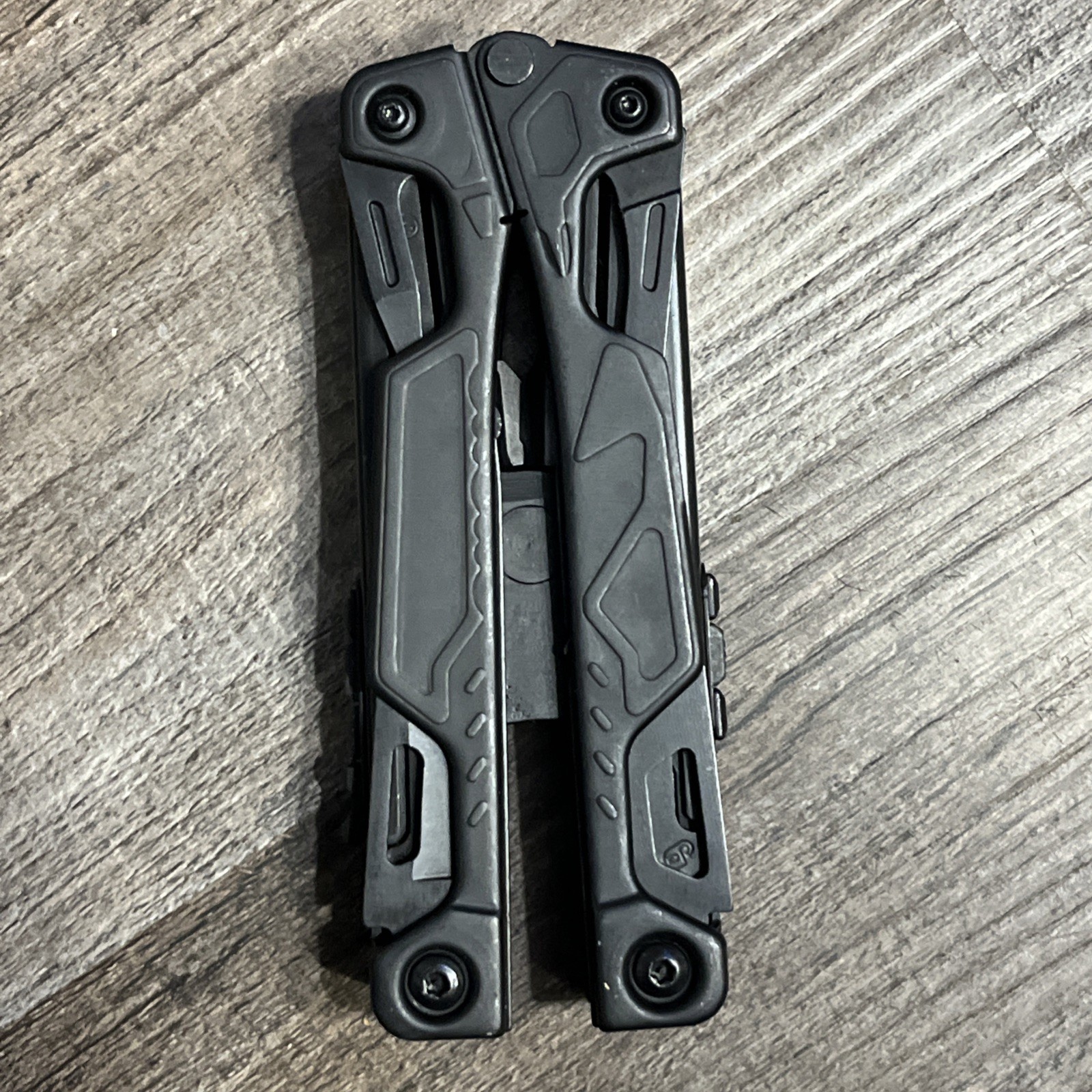 Leatherman OHT Multi-Tool Knife Discontinued! BLACK! Excellent