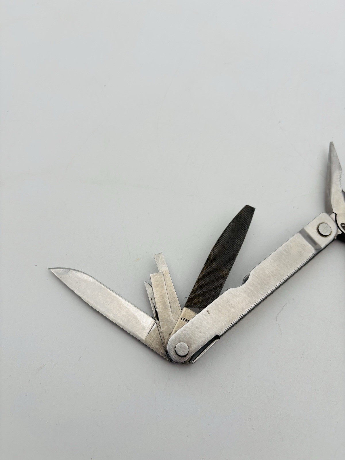 Leatherman Super Tool Original Multi-Tool, Pliers, Knife, Retired 08/97 USA