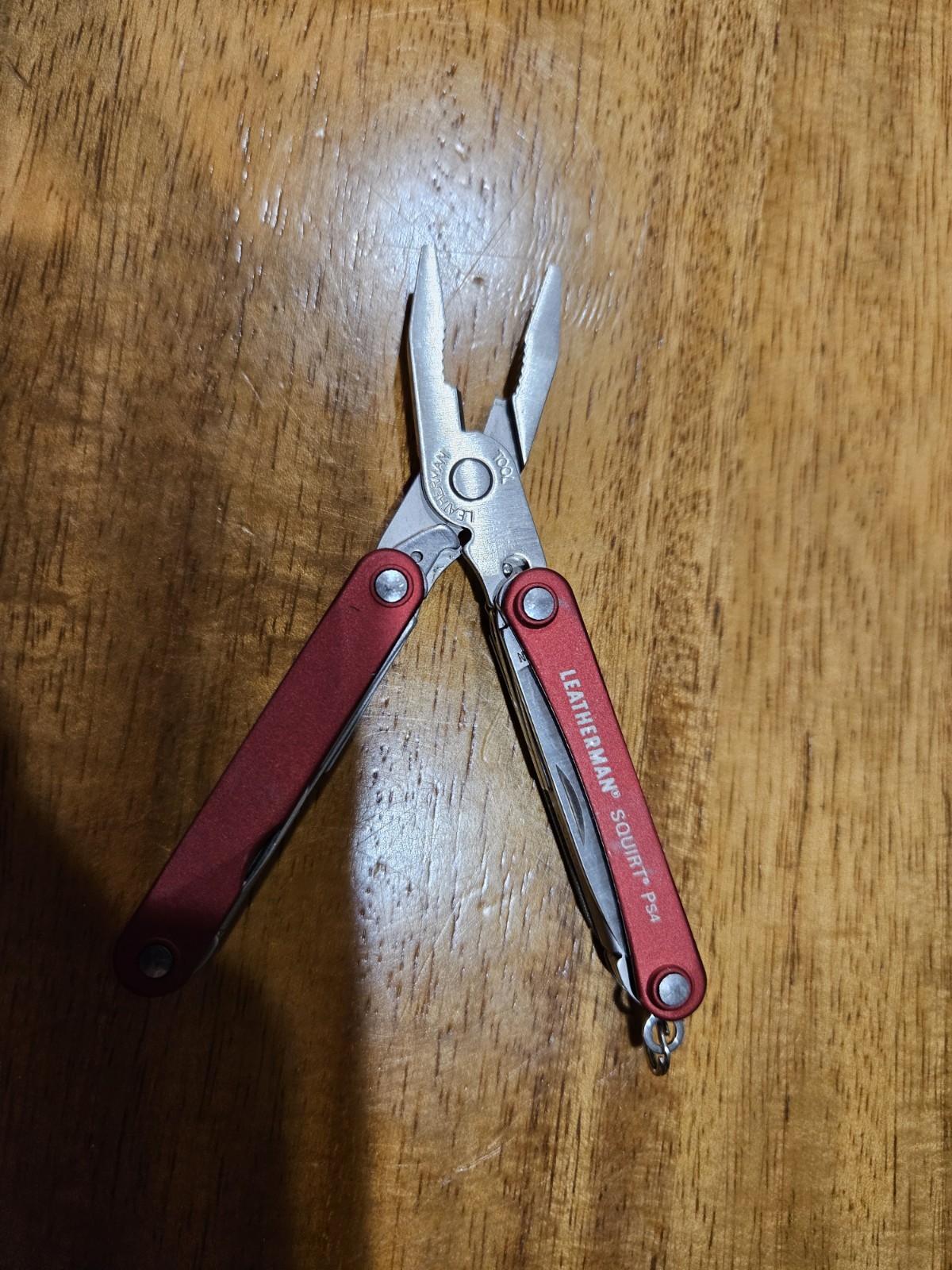 Leatherman Squirt PS4 Red Keychain Multi Tool Pliers Pocket Knife