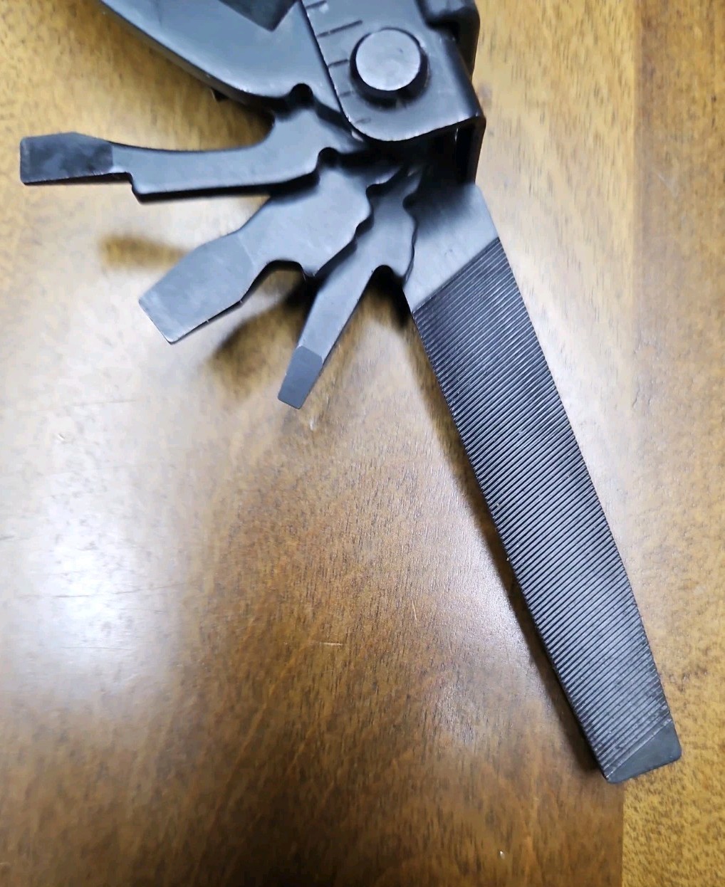 Gerber MP600 Multi-Tool, Blunt Nose Pliers, Carbide Cutters, Black Military EDC
