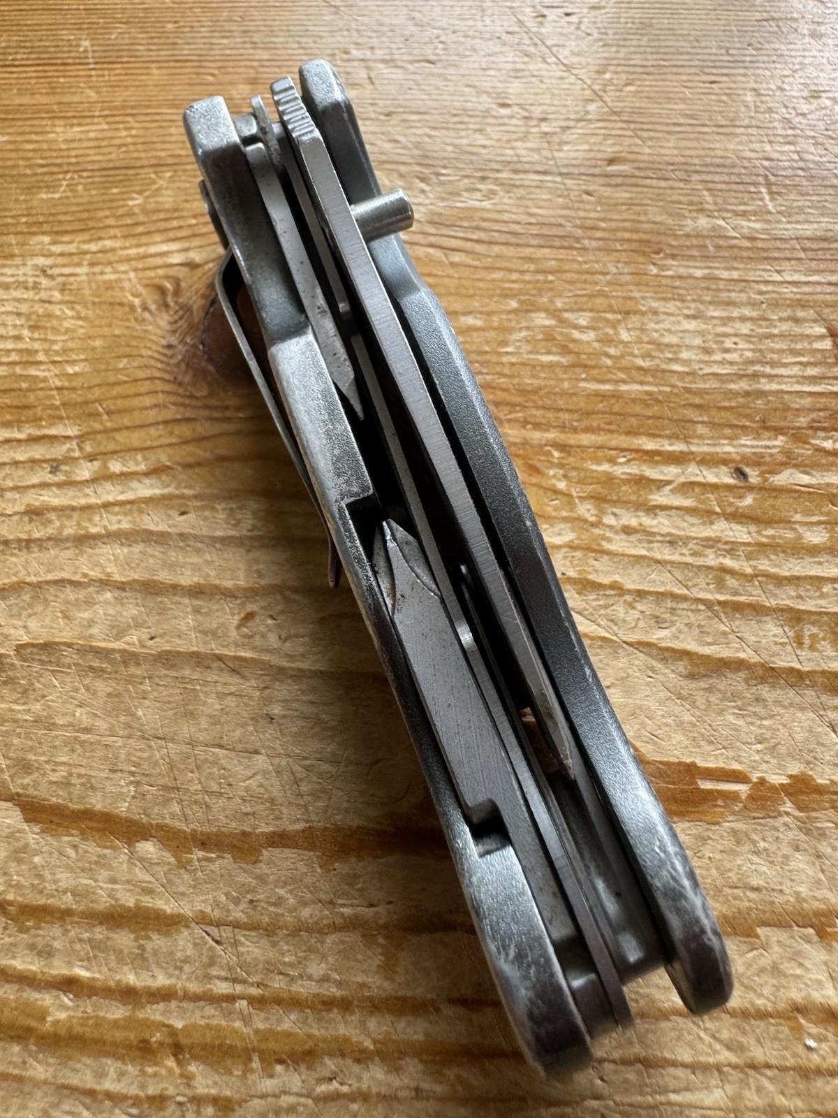 Leatherman c308 Retired Knife Multitool – Heavy Use
