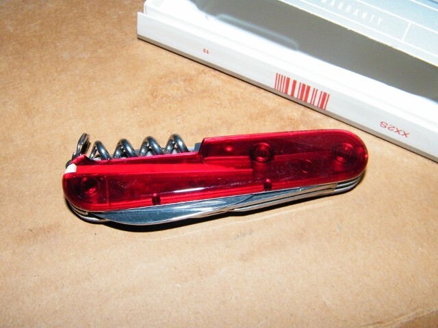 VICTORINhttOX Office SWISS ARMY Pocket Knife Transparent Red New in original box