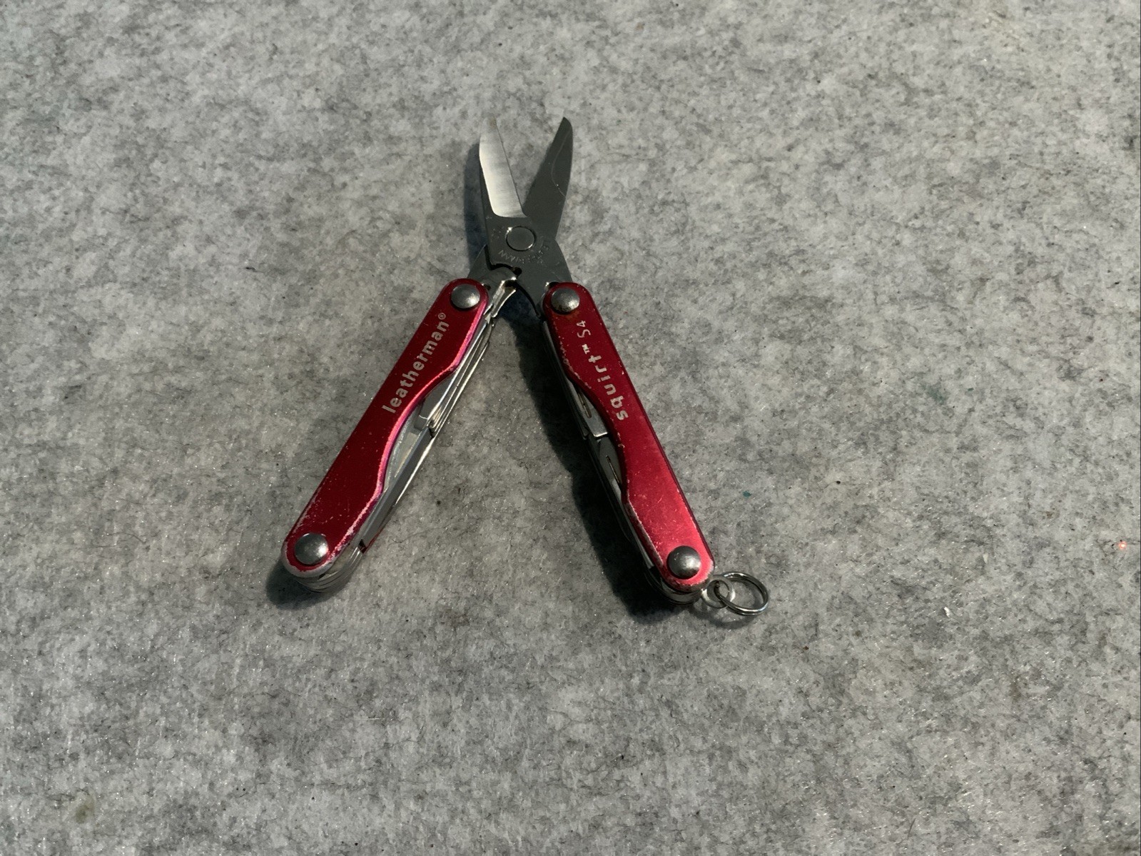 Leatherman Squirt S4 Multi Tool Red Scissors Knife Flathead Missing Tweezers