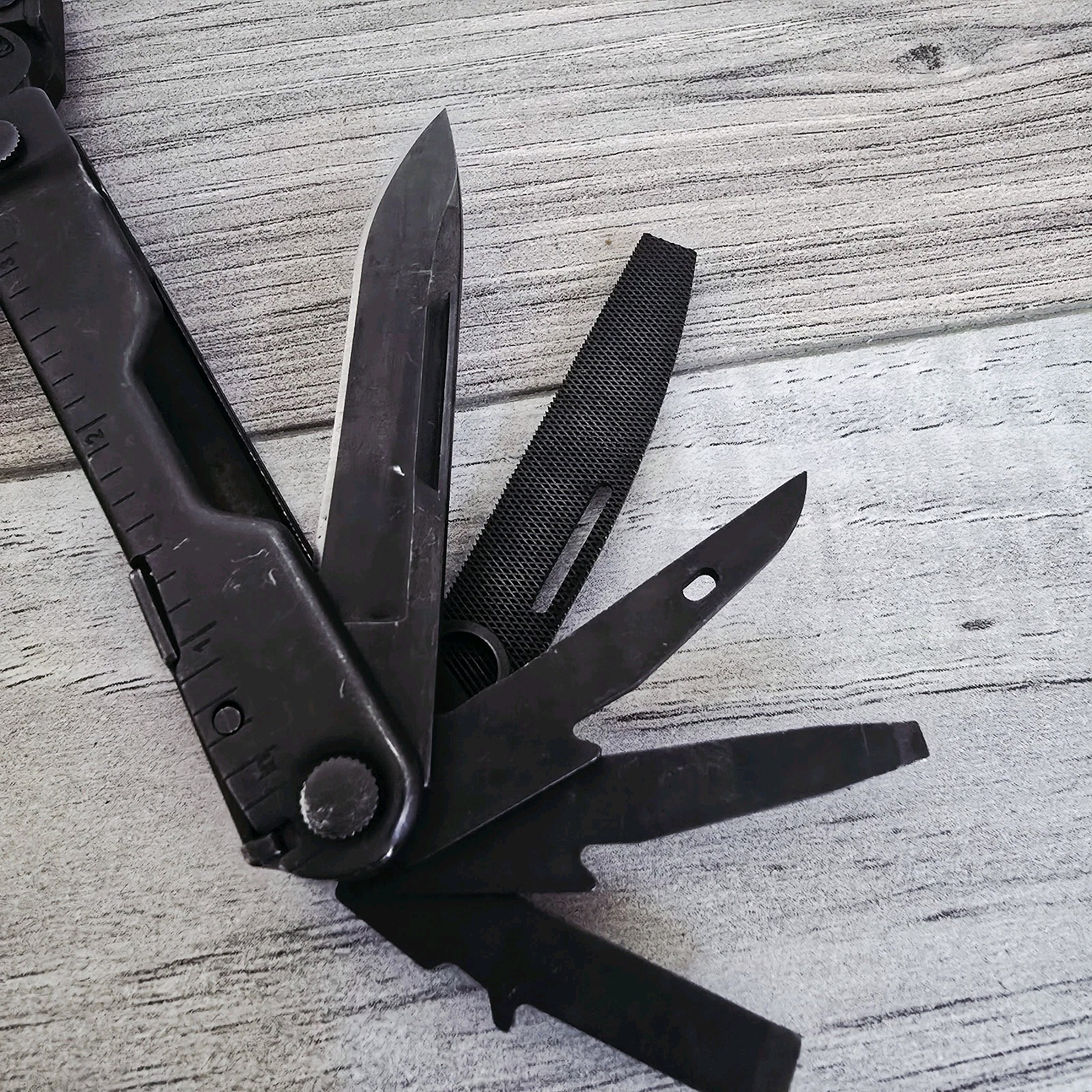 Leatherman Rebar Multi-Tool, Knife, Pliers, Saw, Black Oxide, USA