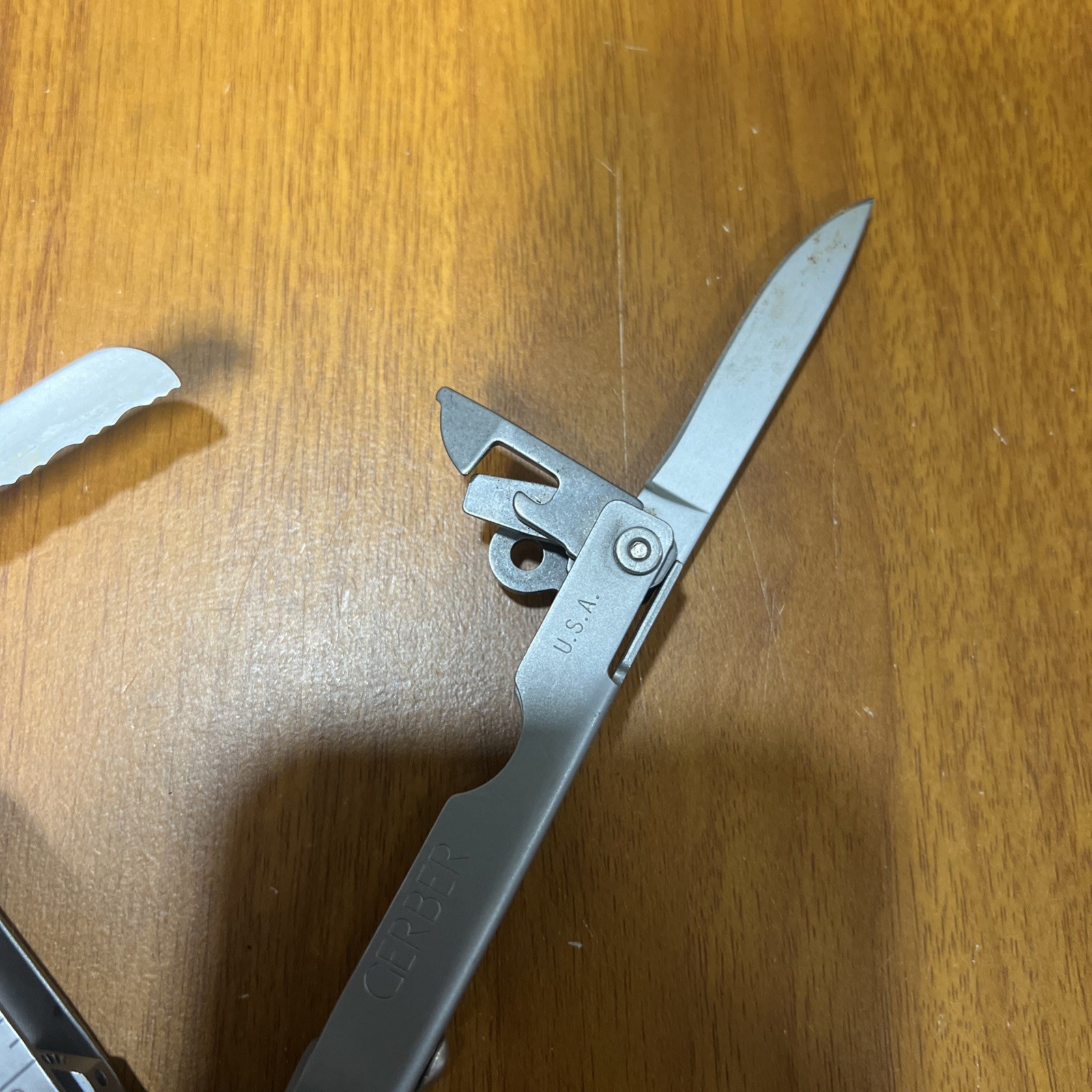 Gerber Multi-Plier 600 Stainless Steel Blunt Nose Multi-Tool with Sheath