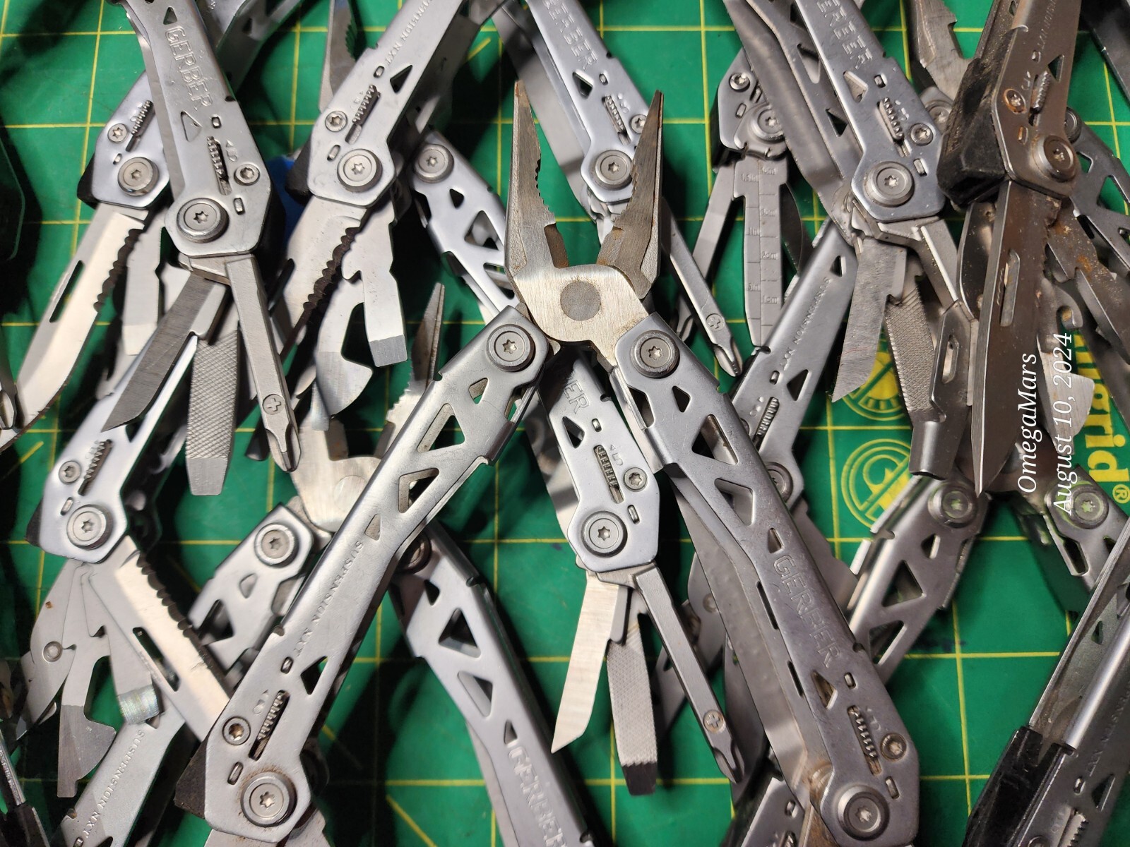 Gerber Suspension NXT x3(THREE) at random bundle per order multi tool