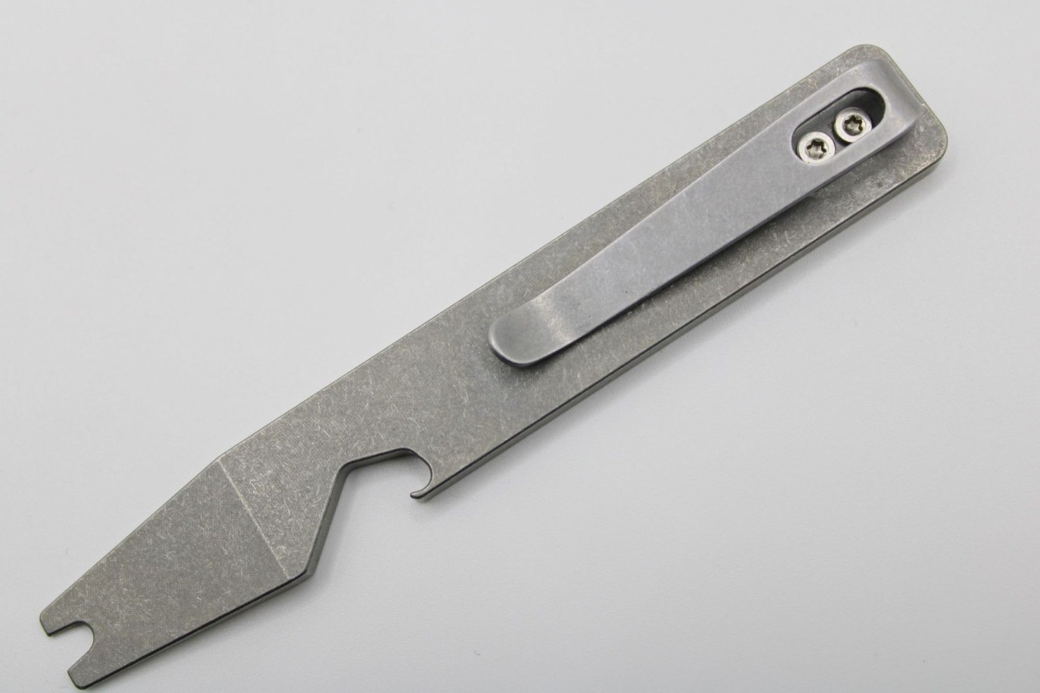 Minimalist TC4 Titanium alloy Pry Bar – with Bottle Opener Multi Tool Back clip