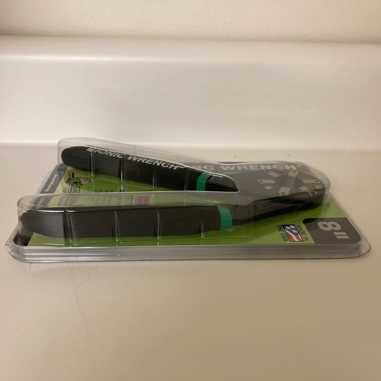 8” Bionic Grip Adjustable Wrench by LoggerHead Tools 14 Wrenches in 1 Toolbox